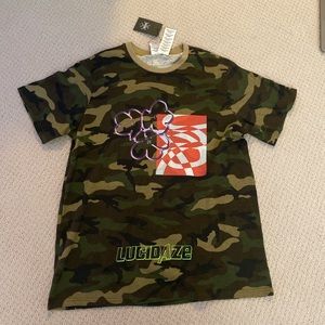 urban outfitters shirt with tags